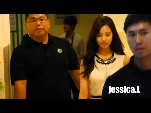 Seohyun At Charles And Keith Opening Event [23AUG2013] [FANCAM-HD]