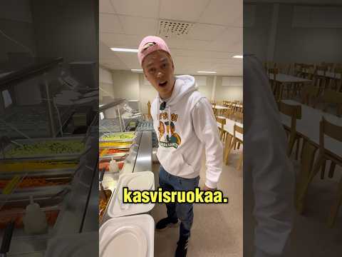 Mä en oo IKINÄ maistanut Koulun Kasvisruokaa..🥗🤯