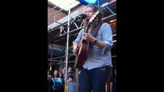 Newton Faulkner - To The Light (Live) HD