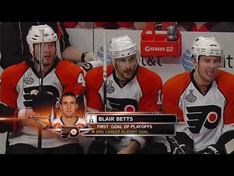 Blair Betts Goal - Game 1, 2010 Stanley Cup Final Blackhawks vs. Flyers