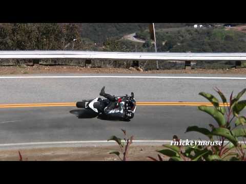 R1 Crash - Motorcycles Lowsides