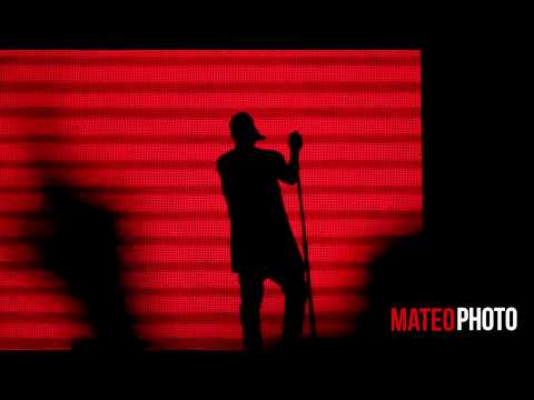 Kanye West "Blood On The Leaves" Live at the 2014 Budweiser Made In America Festival