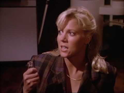 80s TV Show Catfight and KO - Macgyver heroine tackles and KO villainess blonde