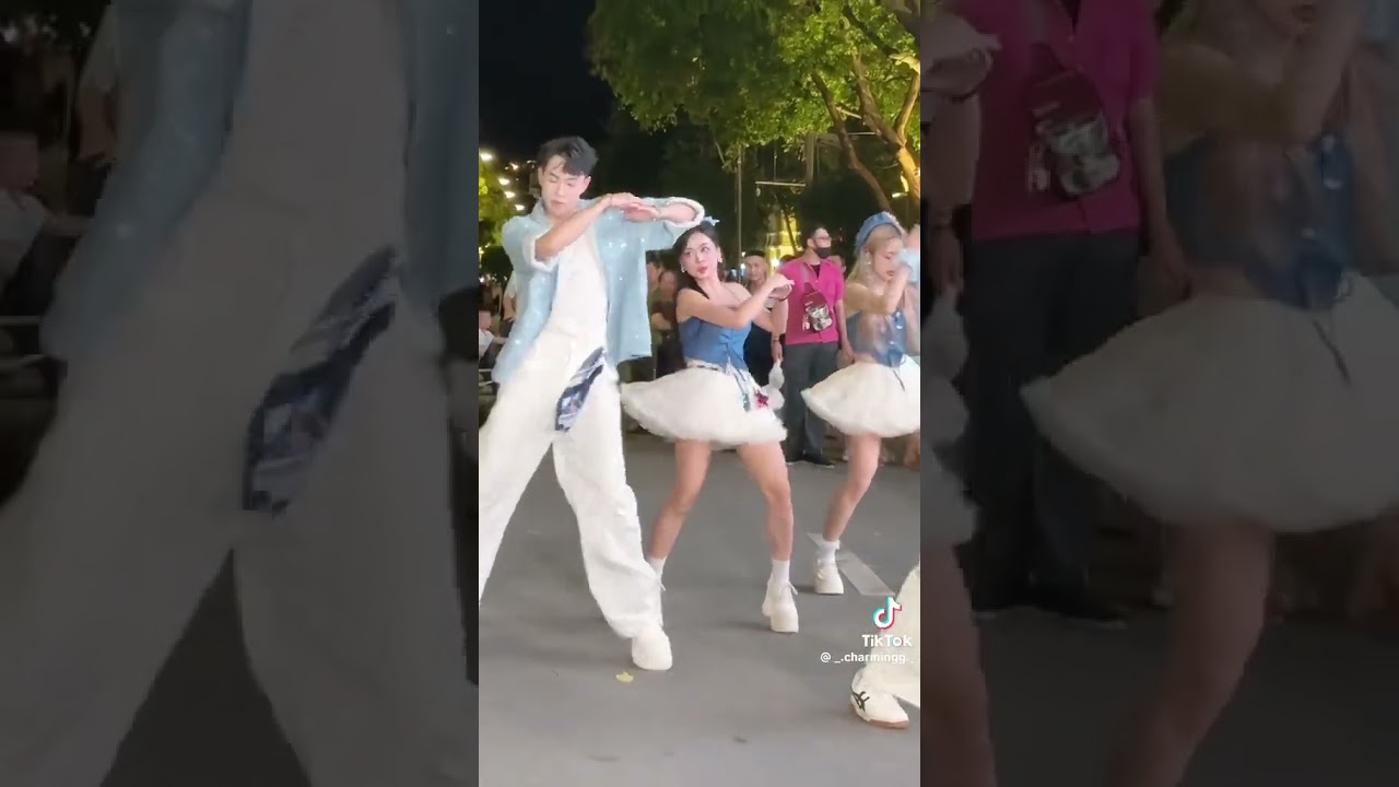 아름다운 청춘의 베트남. 하노이 호암 끼엠 호수가에서 볼 수 있는 장면