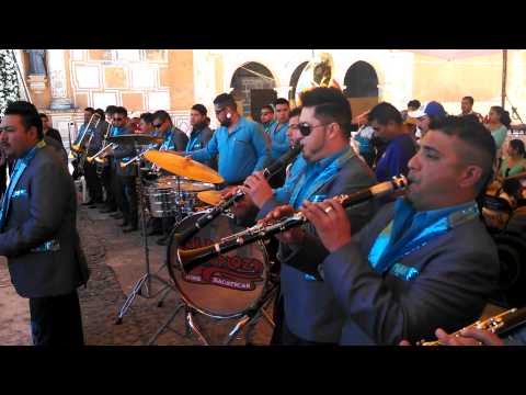 ♪El Toro Mambo♪ Banda La Chacaloza a Viento! Ozumba 2013