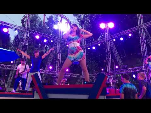 8/19/17 | Wannabe by Velocity Band at Magic Mountain