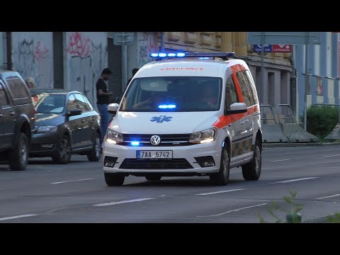 Prague Ambulance Service responding with code 3 Pragomadika Plus, Atlas and záchranná služba