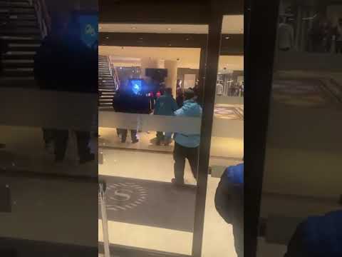 "Banderazo de Once Caldas en Buenos Aires, Argentina" Barra: Holocausto Norte &bull; Club: Once Caldas