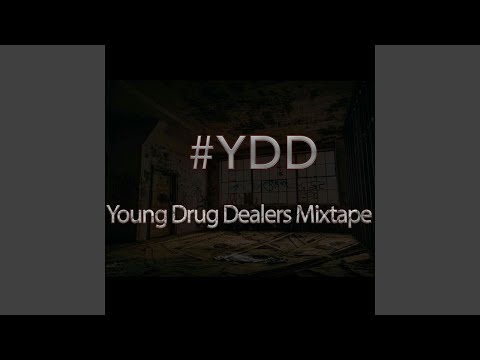 Money Bricks (feat. Traka)