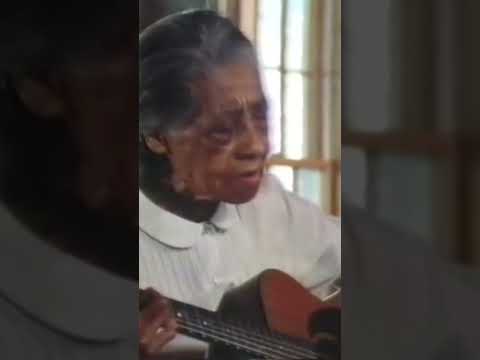 Thumbnail for Elizabeth Cotten - Freight Train In Her 90s by Elizabeth Cotten