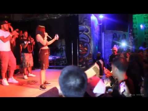 Dreezy on phone with King Louie