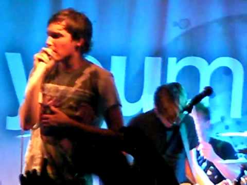 You Me At Six - Save It For The Bedroom [Live]