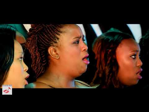 Amadlelo Aluhlaza _ UWC Creative Arts Choir