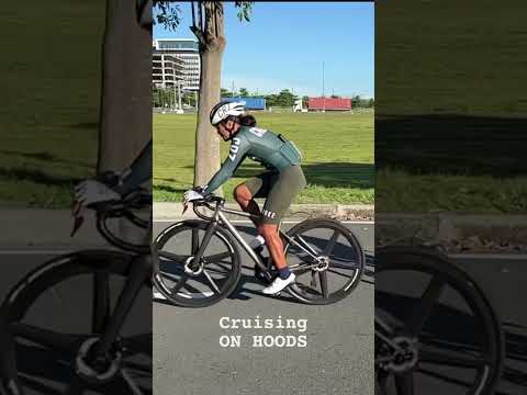 Basic Postures in Road Cycling for Cardiovascular Endurance