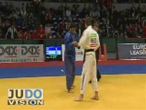 JUDO 2009 Grand Prix Hamburg: Ahmed Awad (EGY) - Neal van de Kamer (NED)