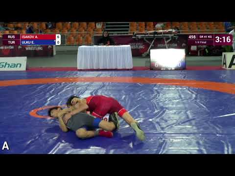 1/4 GR - 41 kg: A. ISAKOV (RUS) v. E. ULKU (TUR)