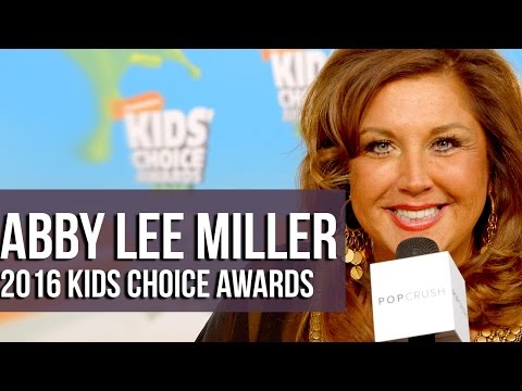 Abby Lee Miller Talks 'Dance Moms' on 2016 Kids Choice Awards Orange Carpet