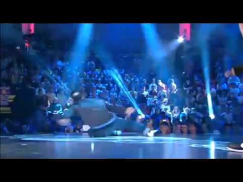 Red Bull BC One 2011 Moscow - YAN  VS HONG 10