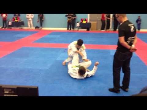 Amazing Jiu Jitsu KID !!