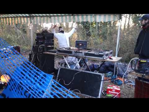 Free Party ASSEMBLY V2 moment de résistance - drum and bass