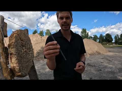 How to throw traditional bo-shurikens (or any pointy object)