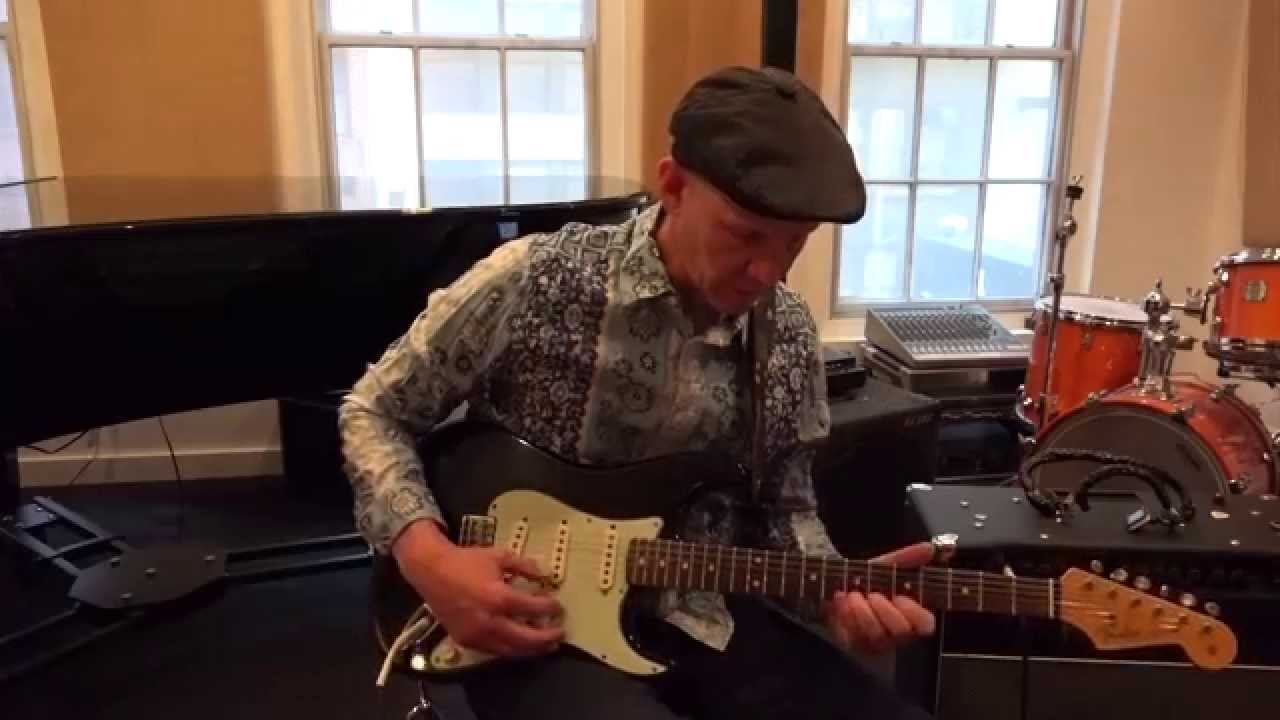 Introduction to Electric Blues Guitar