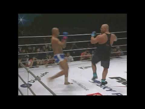 Alexander Otsuka vs Mike Bourke PRIDE FC 11 Battle of the Rising Sun