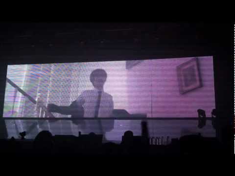 Super Junior SS4 Paris Le Zénith 06.04.12 VCR+Mr.Simple+Don´t Don *Front of the stage*