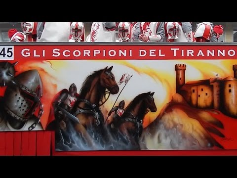 Scorpioni del Tiranno carro da getto - Carnevale Ivrea 2015