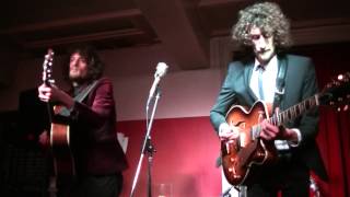 Tangarine - Younger Than I'm Now (live)