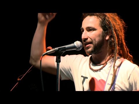 BAMM.tv Presents: Tropicali - "Tao Te Escondendo o Jogo"