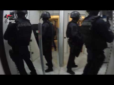 L'operazione antidroga dei carabinieri ha condotto a 14 arresti fra Toscana e Campania