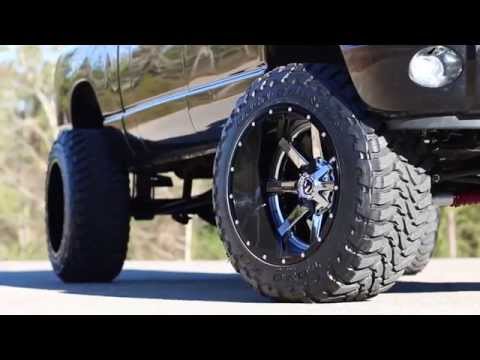 2008 Dodge 2500 8\" lift with 37s on 22x14s