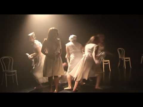 Traler på föreställningen Häxjakten av Arthur Miller. Roll: Elisabeth Proctor