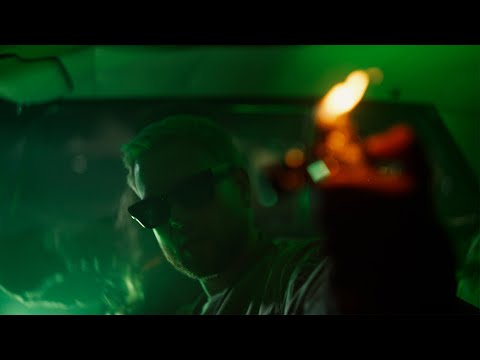 Lukas Leon - Vihree Palaa (Official Music Video)