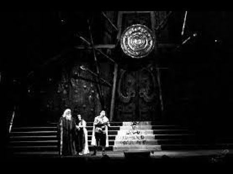 Montserrat Caballe in "Liu's death scene" cause Pandemonium