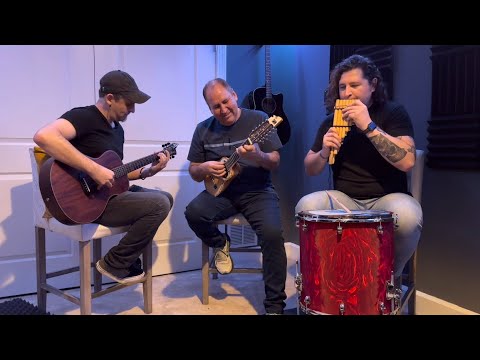 TRES MINUTOS y Fernando Torrico [Sesión acústica] Niña de mi Tierra/Esperanzas