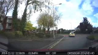 preview picture of video 'Police Car Cutting A Learner Up in Cwmbran..'