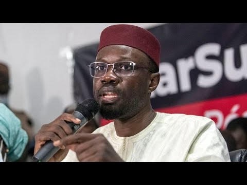 السجن عامين للمعارض السنغالي سونكو بتهمة "إفساد الشباب"