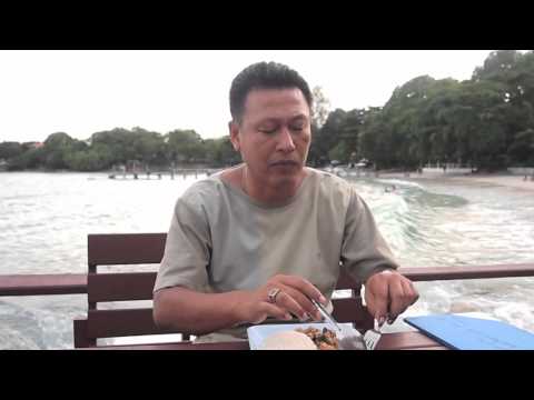 อาจารย์สมโภชน์ ทองแดง :)