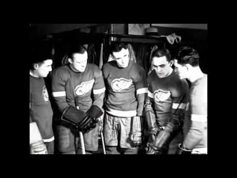1934 Detroit Red Wings w/Coach Jack Adams