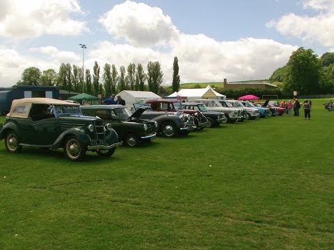 Denbigh 28.6.2015 - Denbigh Classic Car Show 2015 - Ford Triumph Mini Jeep XR2 Volvo