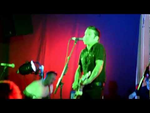King Cannons - Maybellene / Teenage Dreams - Live in Christchurch, NZ