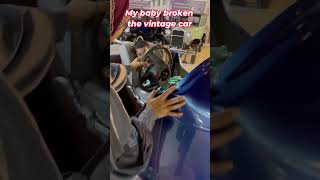 Download lagu Haniya vs The Vintage Car #HaniyaMoments #VintageCarFail #FunnyKids #CarMuseumChaos #OopsHaniya mp3