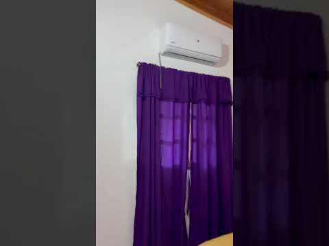 Video de Caba�as Room