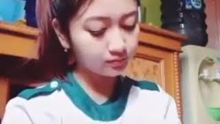 Download lagu Story WA gadis cantik mp3