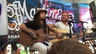 Trevor Hall and Mihali savoulidis of Twiddle - Uncle Joe at Frendly Gathering 2016!