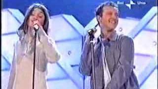 Francesco Boccia canta Turuturu Sanremo 2001