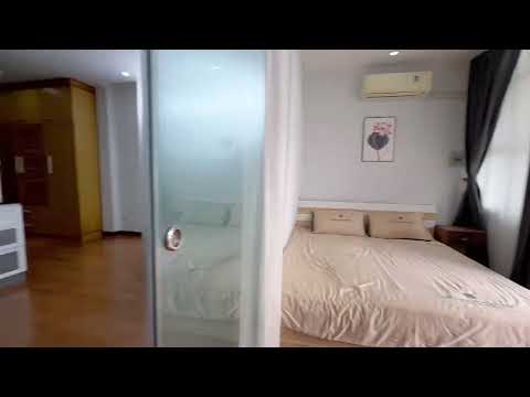 1 Bedroom apartment for rent with balcony, bathtub on Tran Quang Dieu Street