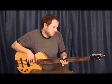 Veillette Paris 5-string fretless - played by Tim Mack